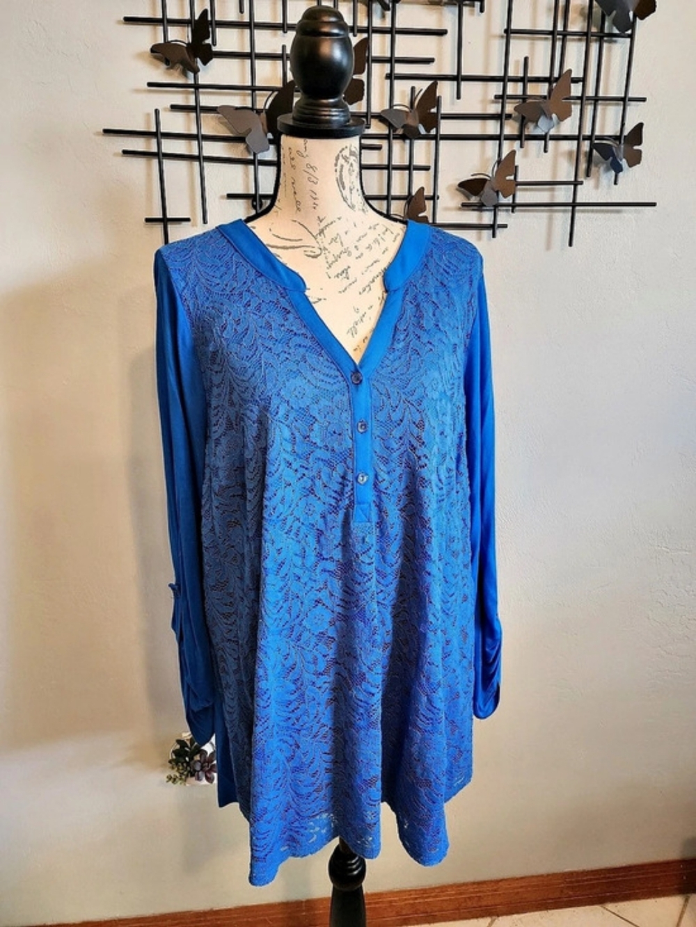 APT. 9 Lace Front Henley Tunic Top Blue Size 2X